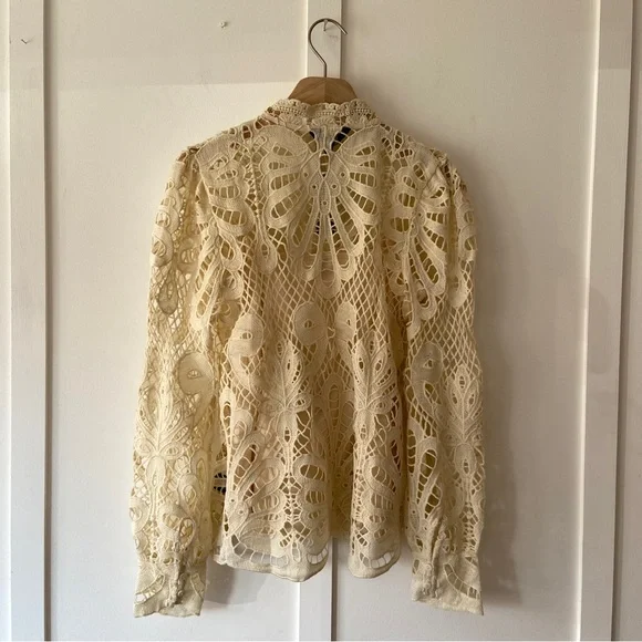 Adiva Lace High Neck Top - Size M - Picture 4 of 12